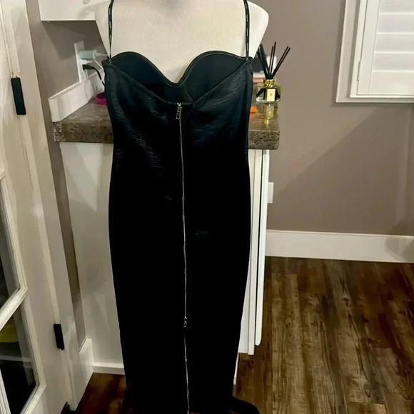 Retrofete CHARLIZE COATED KNIT DRESS
8134 - Picture 7 of 8